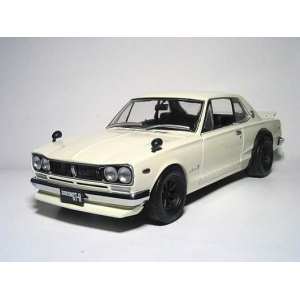 1/18 Nissan Skyline GT-R (KPGC10) (white)