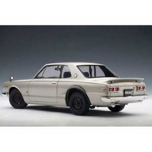 1/18 Nissan SKYLINE GT-R 1ST GENERATION (KPGC10) 1969 (SILVER)