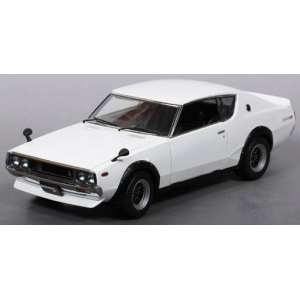 1/18 Nissan Skyline GT-R 2000 (KPGC110) Street Sports 1972 (белый)