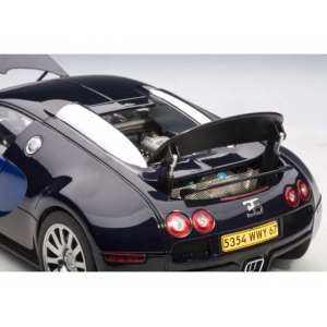 1/18 Bugatti EB 16.4 VEYRON PRODUCTION CAR 2005 (BLACK BLUE METALLIC / BLUE METALLIC)