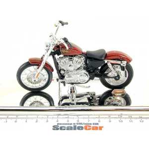 1/18 Мотоцикл Harley-Davidson XL1200V Seventy-Two 2012 красный мет.