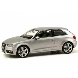 1/43 Audi A3 (8V) 2012 ice silver met