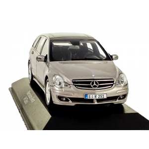 1/43 Mercedes-Benz R-class 2005 W251 cubanitsilver светло-фоилетовый металлик