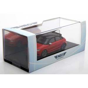 1/43 Audi S1 Sportback (5 дверей) 2014 красный с черным