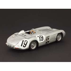 1/24 Mercedes-Benz 300SLR (W196) 19 Le Mans 1955