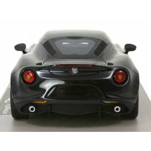 1/18 Alfa Romeo 4C черный
