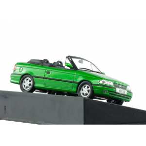 1/43 OPEL ASTRA F Cabriolet 1992-1998 Зеленый металлик