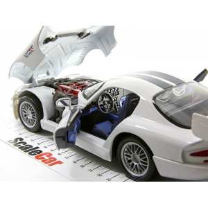 1/18 Dodge Viper GT2 Coupe белый