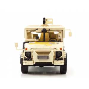 1/43 Легкая пехотная машина для специальных операций AGF SERVAL 2006 на базе Mercedes-Benz G-klass (W461) бежевый