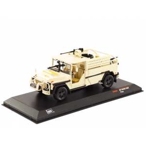 1/43 Легкая пехотная машина для специальных операций AGF SERVAL 2006 на базе Mercedes-Benz G-klass (W461) бежевый