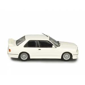 1/43 BMW M3 E30 1987 белый