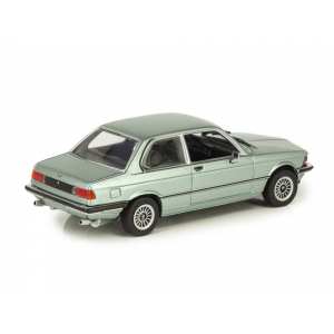 1/43 BMW 323i E21 1975 голубой металлик