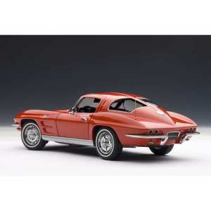 1/18 Chevrolet CORVETTE 1963 COUPE (RIVERSIDE RED)