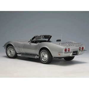 1/18 Chevrolet CORVETTE 1969 (CORTEZ SILVER)