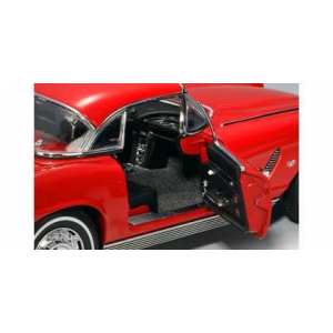 1/18 Chevrolet CORVETTE 1962 (ROMAN RED)