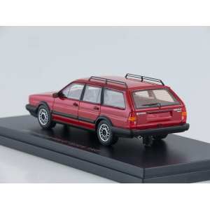 1/43 Volkswagen Passat Variant GT Syncro 1985 красный