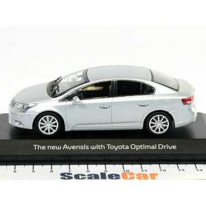 1/43 Toyota Avensis 2009 серебристый