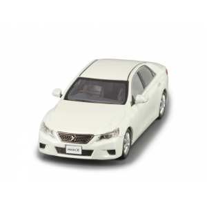 1/43 Toyota Mark X 250G (Early) F Package 2 белый