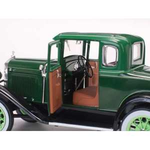 1/18 Ford Model A Coupe 1931 зеленый