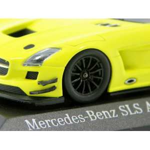 1/43 MERCEDES-BENZ SLS AMG GT3 - STREET - YELLOW - 2011 желтый