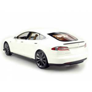 1/18 Tesla Model S 2012 белый