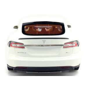 1/18 Tesla Model S 2012 белый