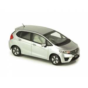 1/43 Honda Fit Hybrid серебристый