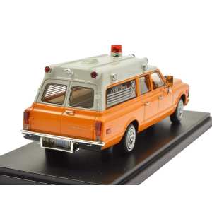 1/43 Chevrolet Suburban Ambulance 1970 Скорая помощь оранжевый с белым