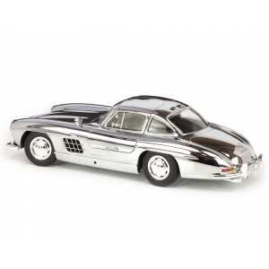 1/18 Mercedes-Benz 300SL Gullwing (1954–1956) W198 хромированный