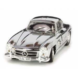 1/18 Mercedes-Benz 300SL Gullwing (1954–1956) W198 хромированный