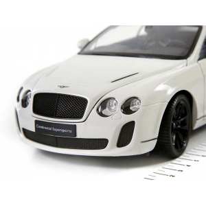 1/18 Bentley Continental Supersports белый