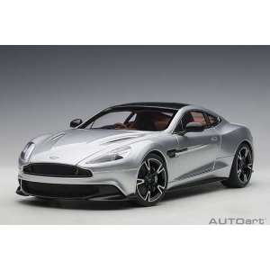 1/18 Aston Martin Vanquish S 2017 серебристый