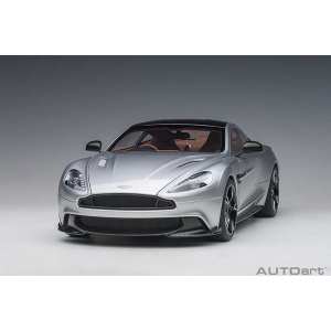 1/18 Aston Martin Vanquish S 2017 серебристый