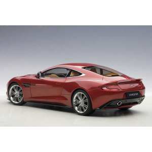 1/18 Aston Martin Vanquish 2015 volcano red красный