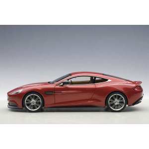 1/18 Aston Martin Vanquish 2015 volcano red красный