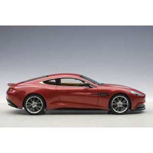 1/18 Aston Martin Vanquish 2015 volcano red красный