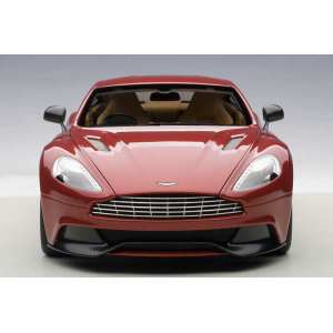 1/18 Aston Martin Vanquish 2015 volcano red красный