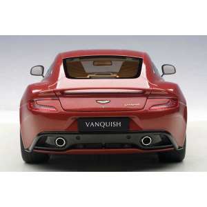 1/18 Aston Martin Vanquish 2015 volcano red красный