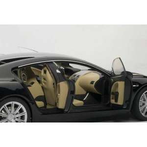 1/18 Aston Martin RAPIDE 2010 (BLACK)