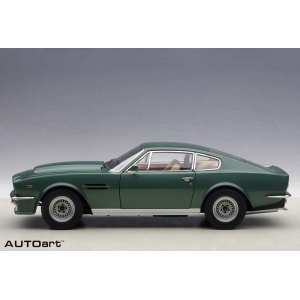 1/18 Aston Martin V8 Vantage 1985 forrest green зеленый