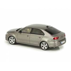 1/43 SEAT Toledo IV 2012-2019 серый металлик