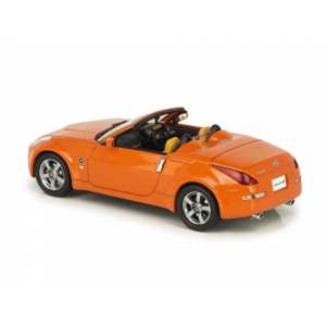 1/43 Nissan Fairlady Z 2007 родстер оранжевый