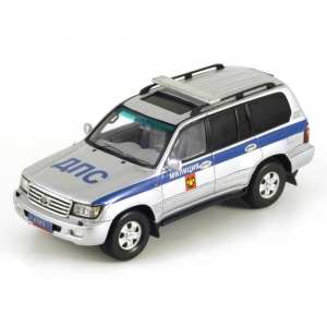 1/43 Toyota Land Cruiser 100 VX Милиция Москва