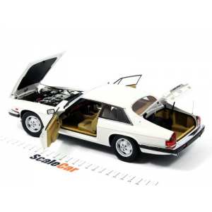 1/18 Jaguar XJ-S Coupe, white