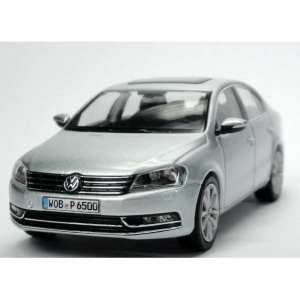 1/43 Volkswagen Passat 2010 reflexsilber-met.