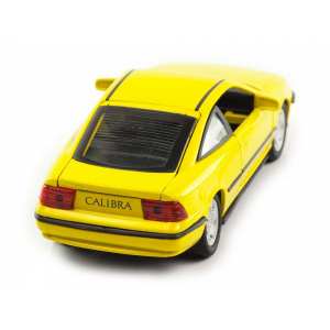 1/43 Opel Calibra желтый