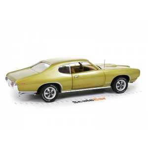 1/18 Pontiac GTO Hardtop 1969 золотистый