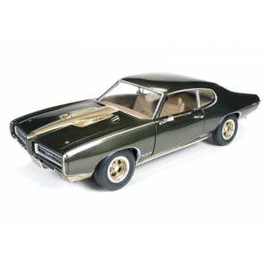 1/18 Pontiac GTO Hardtop 1969 темно-зеленый металлик