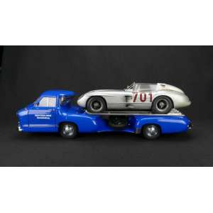 1/18 Mercedes-Benz Renntransporter Blue Wonder синий + Mercedes-Benz 300 SLR 701 Dirty Hero ® 1955 серебристый