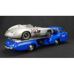 1/18 Mercedes-Benz Renntransporter Blue Wonder синий + Mercedes-Benz 300 SLR 701 Dirty Hero ® 1955 серебристый